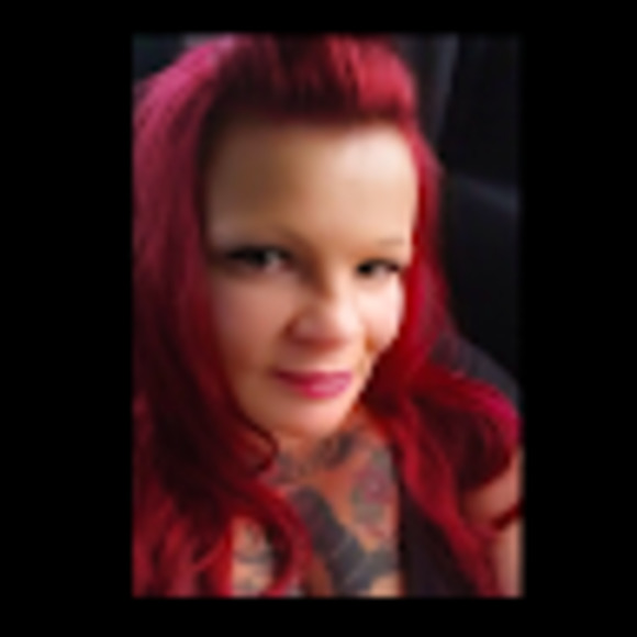 Meet your Posher, Shelli - Picture 1 of 1